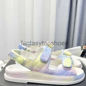 Kanales skor 7a designer tofflor skor sandaler sommar kvinnor kalvskinn pappor sandaler quiltade plattformlägenheter låg häl kil diamant