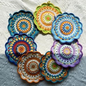 Table Mats DIY Hand Crochet Cotton Hook Disc Pad 2pcs/Lot 14.5CM Colour Cup Mat Po Props Vase Cushion Decorative Home Furnishings