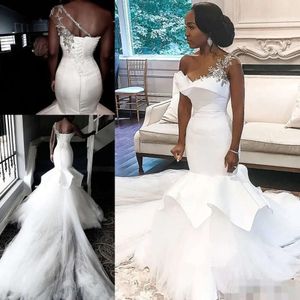 Satin Dresses 2020 Mermaid One Tulle Shoulder Cathedral Train Lace Applique Ruffles Custom Made Wedding Bridal Gown