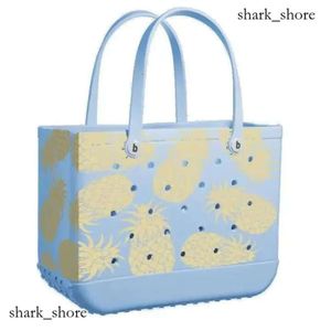 Summer Large Women Designer Beach Bags Bogg Bag Luxury Eva Tote Shopping Basket Bags Lady Lagring Washable Beach Silicone Bog Bags Purse Eco Jelly Candy 943