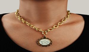Enkel mångsidig halsband Överdrivna kvinnors tillbehör Personlig tjock kedja legering Halsband Girls Clavicle Chains Tide Choke5958900