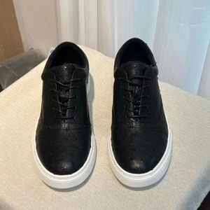 Lässige Schuhe authentisch echt wahrer Strauß Haut klassisches schwarzes weißes Herrenbrett echte exotische Leder männliche Schnürpflatts