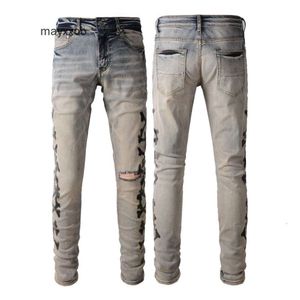 871 2024 Amiirii Fashion Jean Purple Demin Jeans Trendy Mens Brand with Broken Bones Pattern Skin Sticking Elastic Blue Skinny R584