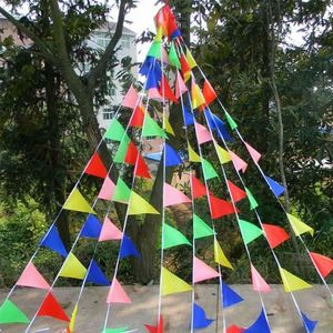 Bannerflaggor 50m 100 flaggor mångfärgade triangelflaggor Bunting Party Banner Triangle Garland för dagis Bröllopsbutik Street Party Decor