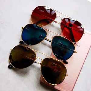 Óculos de sol Toad Mirror Metal Metal Frame Retro Anti-Glare UV400 Sol Glasses Outing Street Shooting Zonnebril Voor Mannen