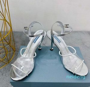 الصنادل الأوروبية والأمريكية Opentoe Sandals Women Sharpharent Highheeled Shoes 9cm Classic Fashion Leather 2024