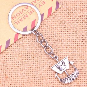 Keychains 20pcs Fashion Keychain 26 21 mm Viking Ship Boat Pingents DIY Men Jewelry Car Chain Chain Ring Setentir para presente