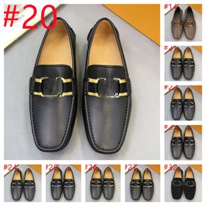 70 Model Summer Men Mocassadores Designer Soas de vestido genuíno Moda de moda em sapatos de condução Mocassins respiráveis luxuosos Mocassins verdes Suades Tamanho 38-46