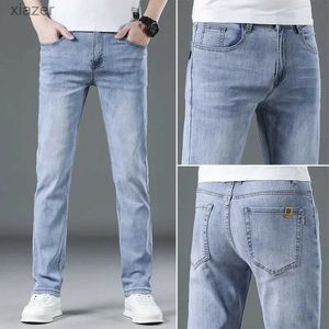 Mäns jeans 2024 Spring och Autumn Loose Straight Ben Jeans New Slim Fit Elastic Pants Bekväma och andningsbara tunna avslappnade män Jeans WX