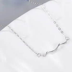 Anhänger Silberfarbe Halskette Frauen koreanische Mode Schmuck Wellenschlüsselkette Kette