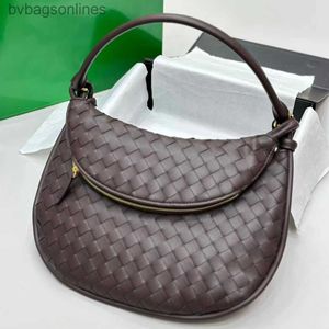 Vintage Designer Bags for Bottgs's Vents's New Knitted Underarm Bag Calf Leather Twin Mother Handbag Light Luxury Handbag with Original Logo