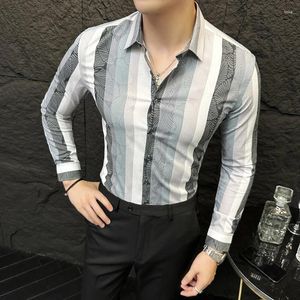 Męskie koszule na swobodne koszule 2024 Spring/Summer Striped For Men Long Rleeve Slim Fit Dress Business Party Streetwear Ubranie odzieży ulicznej