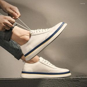 Scarpe casual Inghilterra Design Skateboard Men Pring Brand Designer Spring Sneakers Piattaforma Tenis Allenatori Tenis Walking Mocassini S164