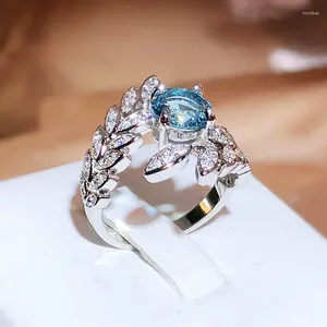 Clusterringe Luxus unregelmäßiger Pfauen Feder Ovaler Saphir Full Diamond Ehepaar Ring für Frauen Zirkon Geometrisch Valentinstag Geschenk