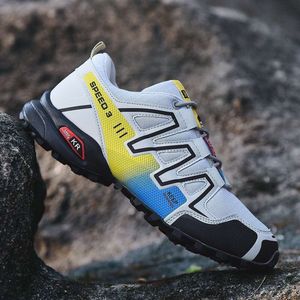 Klassische Outdoor -Laufschuhe Männer Bergsteigen Schuhe