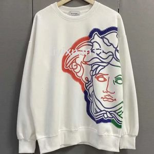 Medusa Hoodies Sweatshirts Sonbahar ve Kış Tasarımcısı Hoodie Modaya Düzenli Uzun Kollu Lüks Hoodie Net Kırmızı Yarım Yüz Medusa Ins Baskılı Baskı Medusas Kazak 198