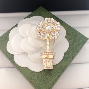 Luxo 18k Boldado de Broche de Broche de Broche de Prata 925 Design Floral Design Floral Charming Charming Womens Broche