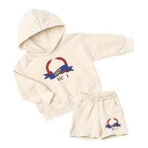 Designer per bambini vestiti per ragazzi designer designer con cappuccio lettere di moda set stampato set di pantaloncini con cappuccio per neonati Esskids Felpa per bambini Two pezzi CXD240563-12