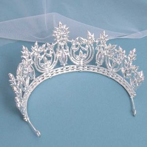 Wedding Hair Jewelry Baroque Crystal Bridal Crowns And Tiaras Vintage Sliver Rhinestone Headwear for Women Bride Wedding Hair Accessories Jewelry