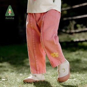 ズボンAmila Baby Girls Jeans 2024 Spring新しいかわいいフラワープリントピンクジーンズカジュアルファッションストレートレッグパンツChildrens Wearl2403