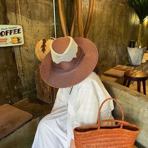 Wide Bim Hats Bucket Hats Designer Marke Four Seasons Western Cowboy Visuelle Outdoor atmungsaktives Mesh Casual Sun Hut für Männer und Frauen J240506