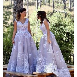 Sukienki koronkowe aplikacje V Neck 2018 Prom Organza Sweep Train Formal Ocn Even Even Party Suknia plus size na zamówienie