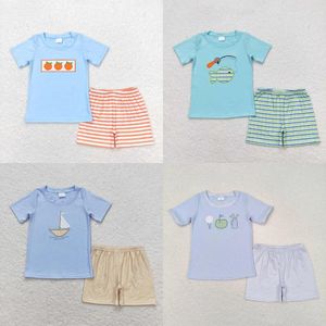 Set di abbigliamento per bambini all'ingrosso ricami estivi per bambini blu maniche corte t-shirt di cotone per bambini strisce pantaloncini per bambini