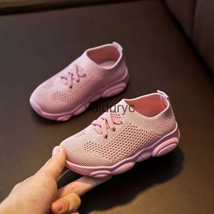 Sneakers ldrens sportowe buty moda miękkie dno lekkie dzieci swobodny bieg oddychający chłopcy dziewczęta slip-on but h240506