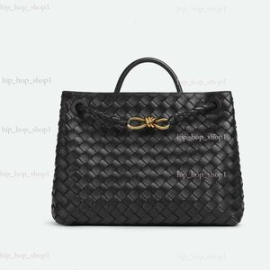 Andiamo Designer Bottegaa Bag Tote Bag B Family 8-Line Buckle Original Leather 2024New Woven Womens Botega Venetta Shoulder Intrecciato 197