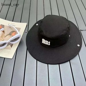 Mui Mui Hat Luxury Designer Miui Hat Men Women Caps Logo Embroidered Wide Brim Bucket Hat 5806