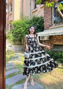 럭셔리 브랜드 여성 드레스 2024 New Women 's Summer Long Dress New 섹시 패션 캐주얼 휴일 대형 스윙 드레스 레이스 프린트 드레스