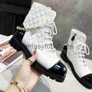 Kanales Schuhe Designer 2023 Boots neue erste Schicht Cowhide High Top -Schuhe gebundener runder Kopf Dicke Sohle Freizeitschuhe Tide Martin Boots Europäische Station Xoky