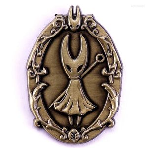 Brosches Hollow Knight Emalj Pins Lapel Badge Brooch Klädväska dekoration