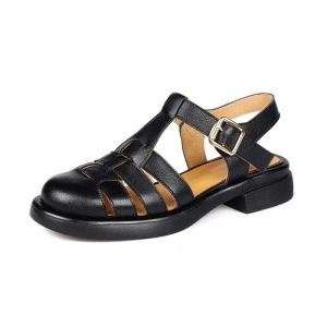 Sandaler sandaler äkta läder kvinnor retro fiskare sommarspänne låga klackar svart khaki vit stängd tå skor smallhut varumärkesandalsand