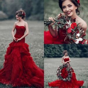 Abiti a più livelli Serranetta rossa scura 2021 increspatura su misura per lo sweep sweep sweetheart country abito da sposa vestido de nolia