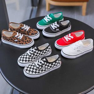 Sneakers Summer New Boys Canvas Shoes Girls Sports Shoes Fashion Board Shoes Student Little White Shoes Childrens Shoes Zapatillas Q240506