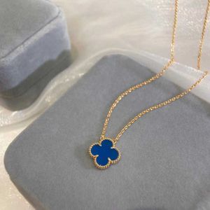 Designer Charm Van V Gold Lucky Four Leaf Grass Plated 18k Blue Agate Necklace For Women in Beauty Simple and Luxury Jewelry