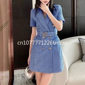 Scen Wear Washed Denim Women's Business Suit Slim Dress with Belt SHORT STEVE Notch Retro Geometriskt mönster