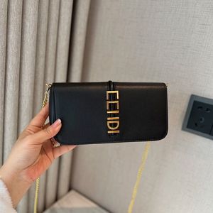 Klassische echte Lederkupplungshandtasche mit goldener Kette Designer -Tasche Luxusmarke Cowide Wallet Bag Set Mode Cross Body Umhängetasche perfekte Details