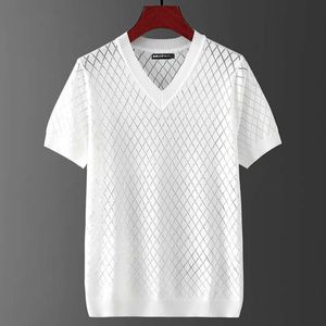 Designer Luxury Chaopai Classic Hollow Out Western-stil V-Neck Chicken Heart Collar Men's Summer Thin and Ny Lägg till fett Plus-storlek Kortärmad stickad tröja