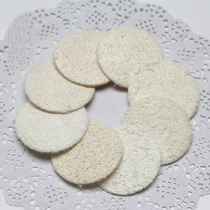 Skrubber 50st 5,5 cm naturlig rund loofah luffa loofa makeup remover ansiktskänsla hudskivor disk kuddar ansiktsrengöring borste baby vård