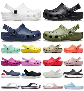 2022 homens sandálias de grife masculinas deslizam slides chinelos de moda praia sapatos impermeabilizados masculino Hospital de enfermagem Classic Slip Sandal Slipper Slipper3783063