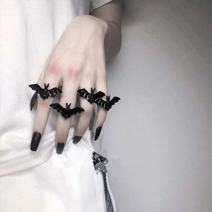 New Halloween Schmuck Dunkle Persönlichkeit gotischer Fledermausmänner und Frauen offener Ring