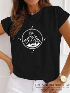 Camiseta feminina Caminhadas de aventura de montanha trepadeira de verão Funny Camping Travel T-shirt y2k tops tee tendy casual 90s roupas vintage d240507