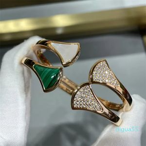 Jewelry Women Italian Brand Bangle Natural Peacock Green Fan-shaped Dress Bracelet Designer Inlaid Craftsmanship Fashion Elegant And Gorgeous