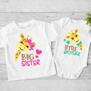 Aile Eşleşen Kıyafetler Büyük Kardeş Küçük Kardeş Aile Eşleştirme Elbiseleri Zürafa Baskı Erkek Kızlar T-Shirt Toddler Romper Kidstops Kısa Kol Kıyafetleri D240507