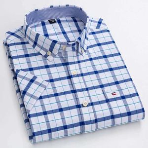 Herrklänningskjortor S-6XL-7XL 100% bomullsmän Oxford Shirt Shor Sle Summer Plaid Randiga kläder Business Fit Dress Shirt Overized D240507