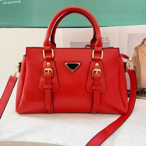 Brand bag Real leather WOMAN WOMEN luxurys designers bags fashion shoulder bag Handbags messenger Chain Bag Clutch Flap crossbody Wallet lady clutch