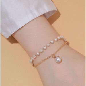 Smycken Internet Celebrity Instagram Minimalist Double-Layer Pearl Armband för kvinnor med en cool och modern stil