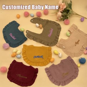 Baby regalo pettorale personalizzato Bandana Girl Asciugamano nato in cotone infantile Nome personalizzato Muslin Burp Cloth Roba per bambini 240418